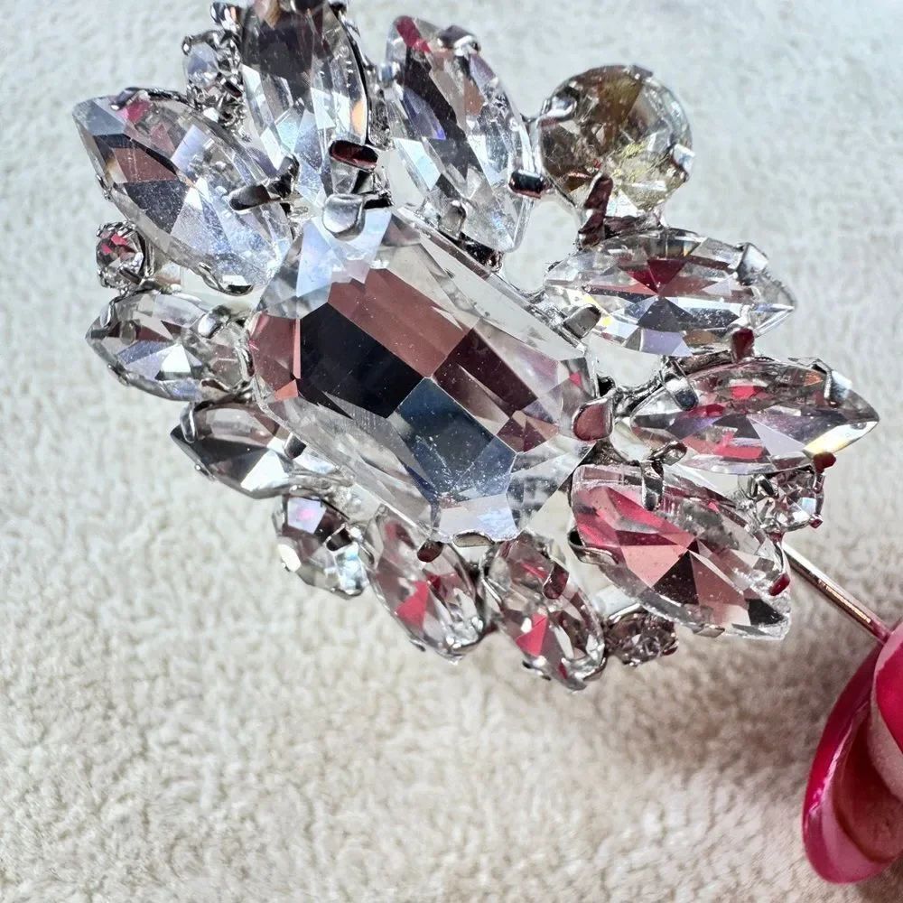 Crystal Rhinestone Stick Pin - Clear Silver - Picture 7 of 10